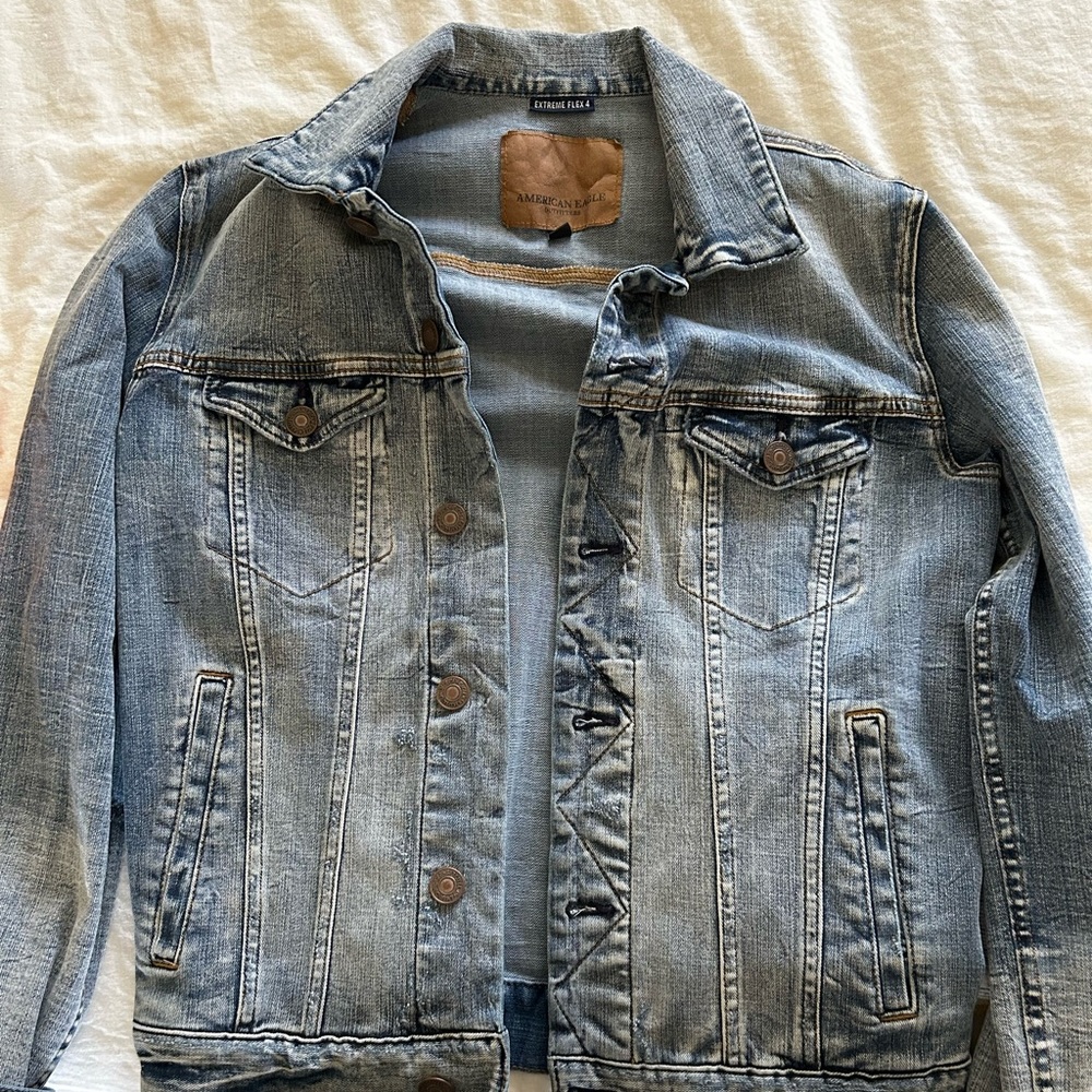 American Eagle Denim Jacket (Extreme Flex 4)